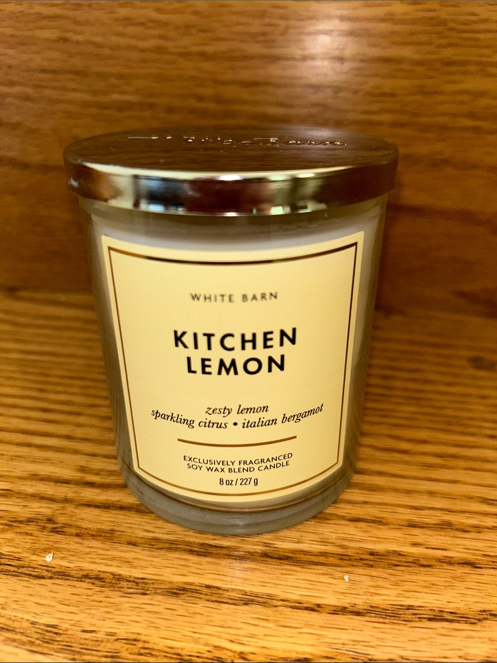 White Barn Kitchen Lemon Candle - Cream Label, Silver Lid